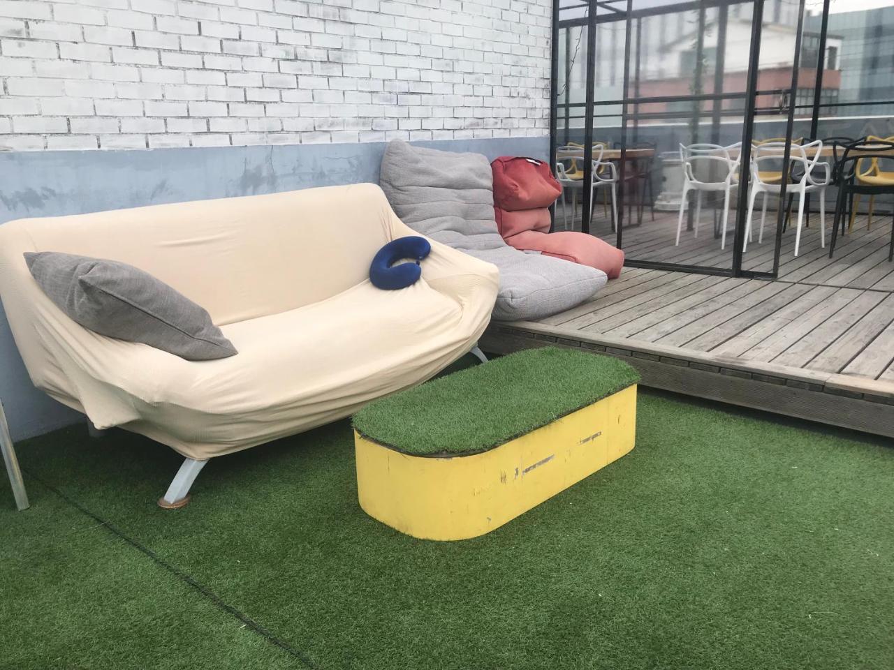 Fun Fun Stay Guesthouse Сеул Экстерьер фото